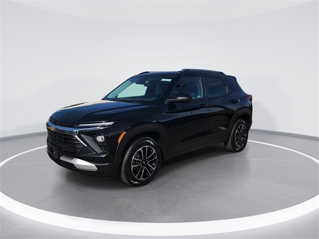 2024 Chevrolet Trailblazer LT photo 2