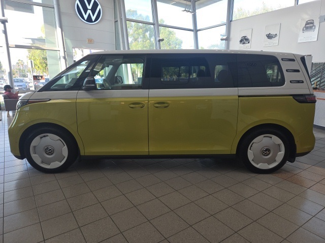 2025 Volkswagen ID. Buzz photo 4