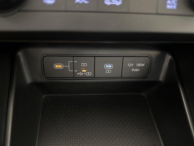 2026 Hyundai Tucson SE photo 17