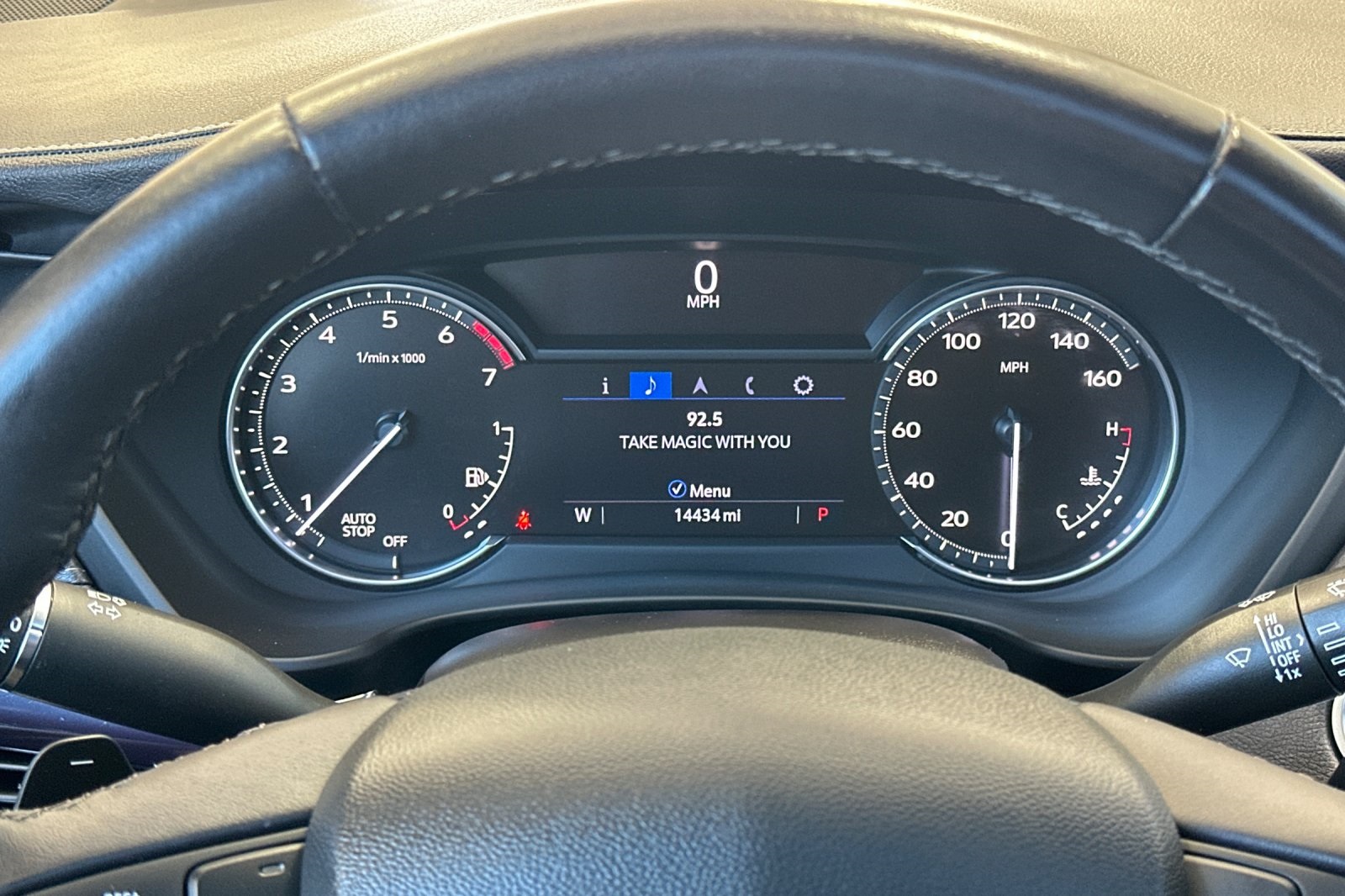 2023 Cadillac XT4 Luxury photo 22