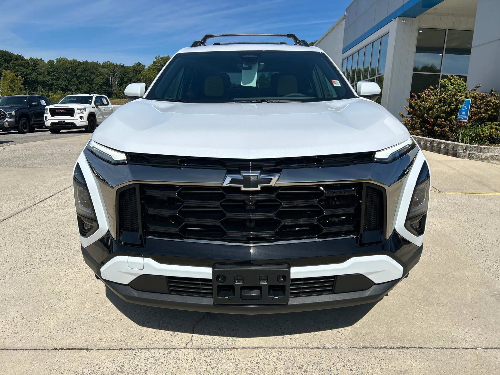 2026 Chevrolet Equinox ACTIV photo 9