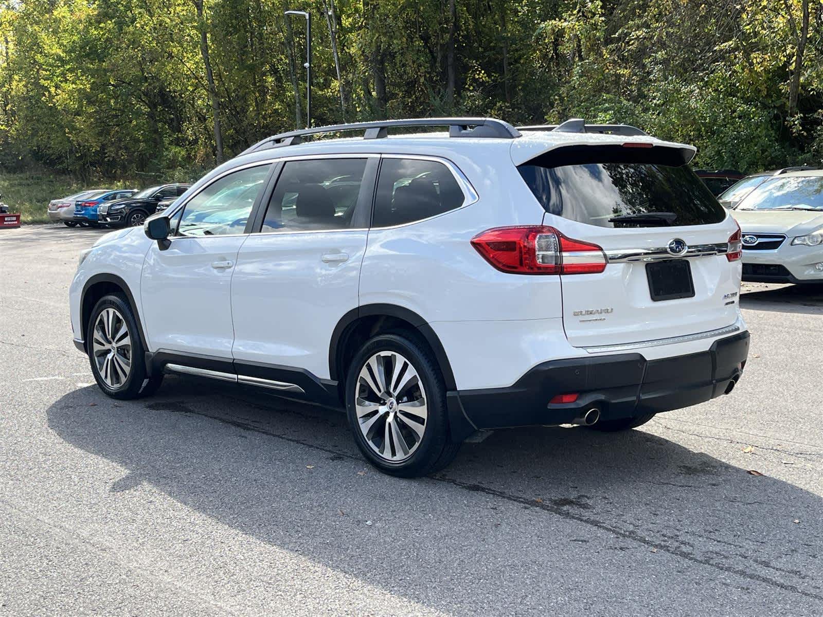 2019 Subaru Ascent Limited photo 3