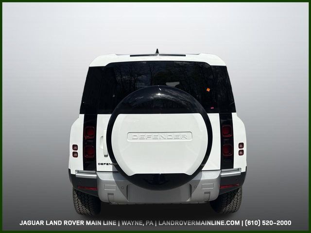 2025 Land Rover Defender 90 S photo 2