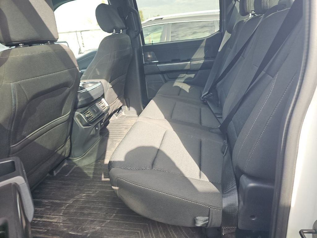 2021 Ford F-150 XLT photo 4