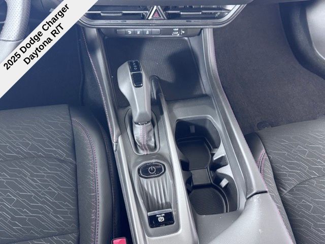 2025 Toyota RAV4 LE photo 25