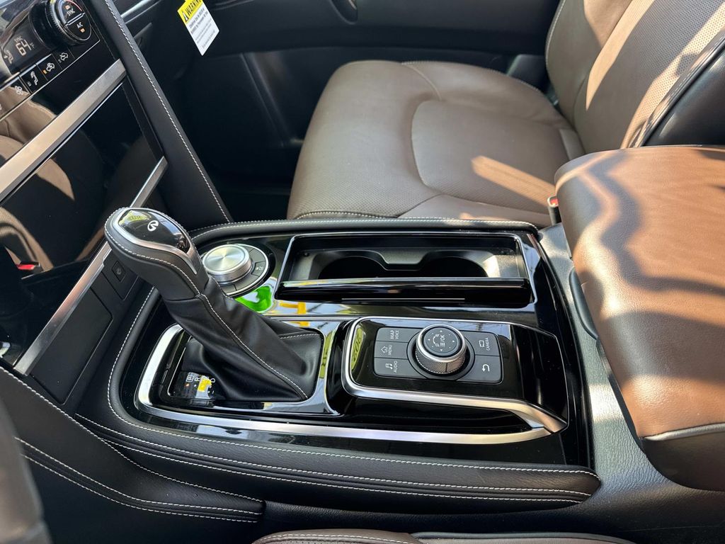 2023 Infiniti QX80 Premium Select photo 26