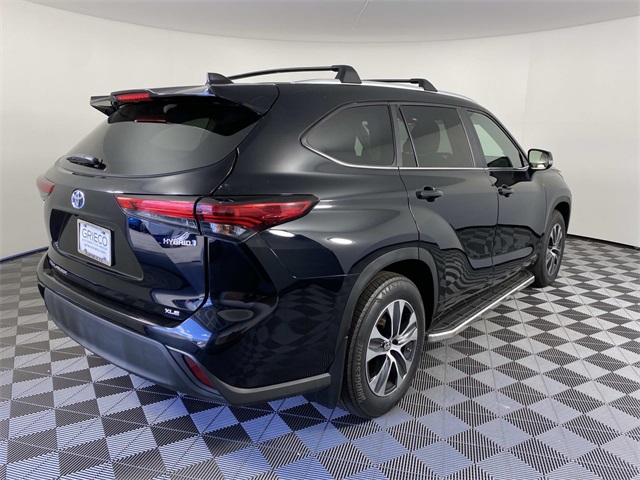 2023 Toyota Highlander Hybrid XLE photo 6