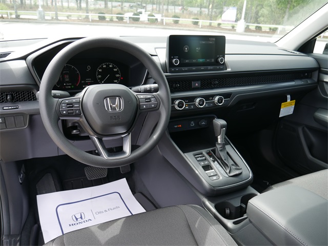 2025 Honda CR-V LX photo 17