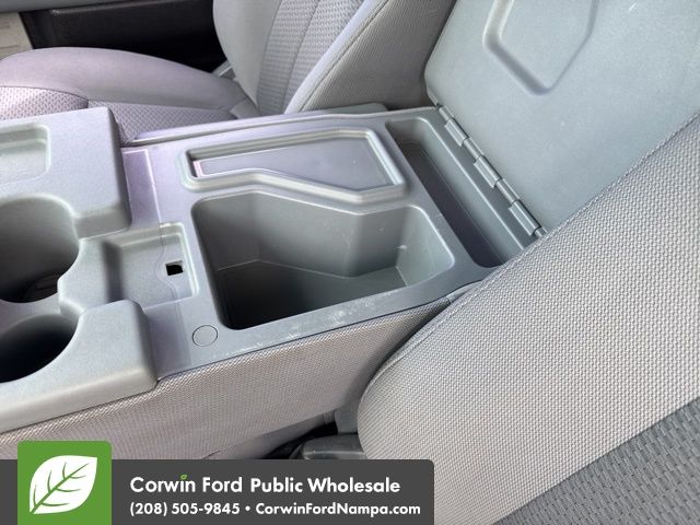 2012 Ford F-150 XLT photo 19