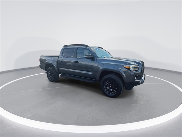 2023 Toyota Tacoma Limited 4x4 photo 2