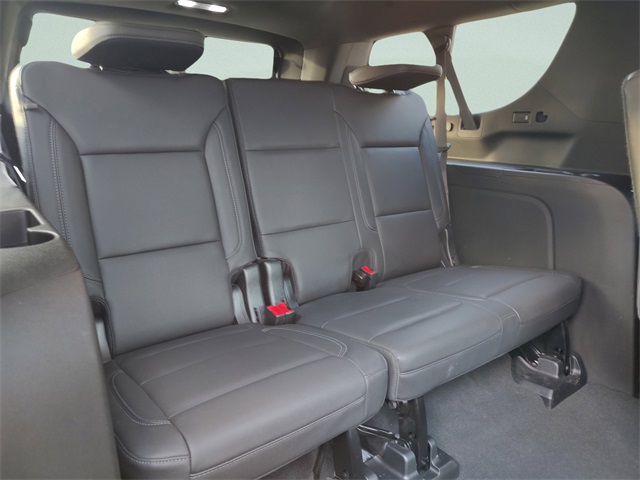 2023 Chevrolet Suburban Z71 photo 29