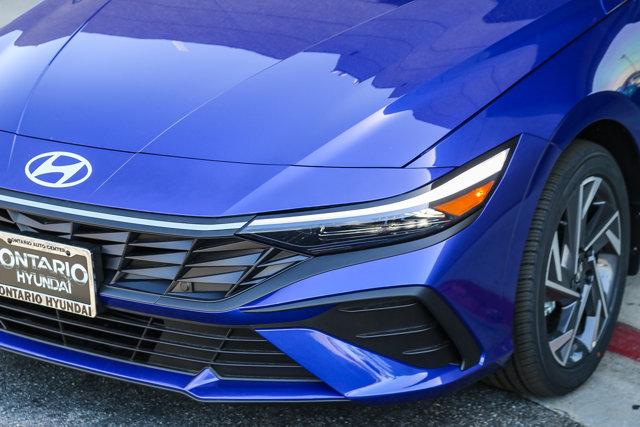 New 2025 Intense Blue Hyundai SEL Sport image 32