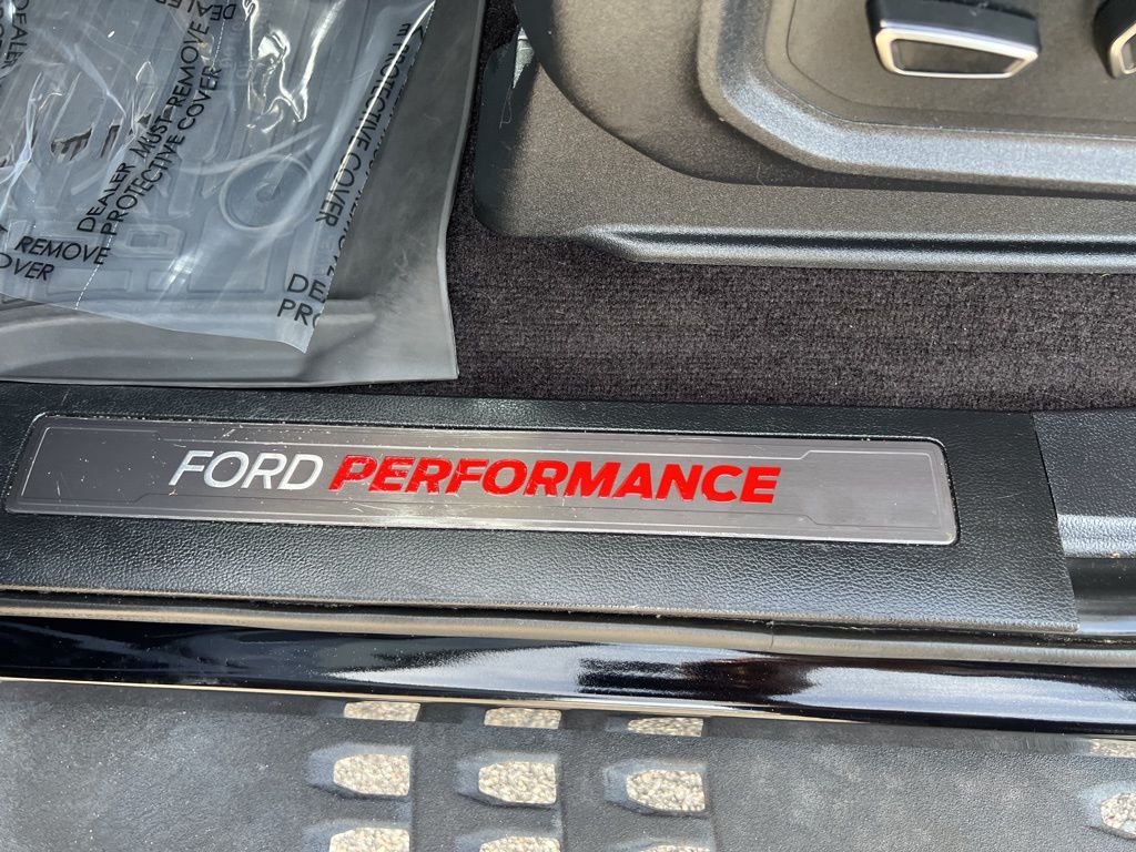 2017 Ford F-150 Raptor photo 20