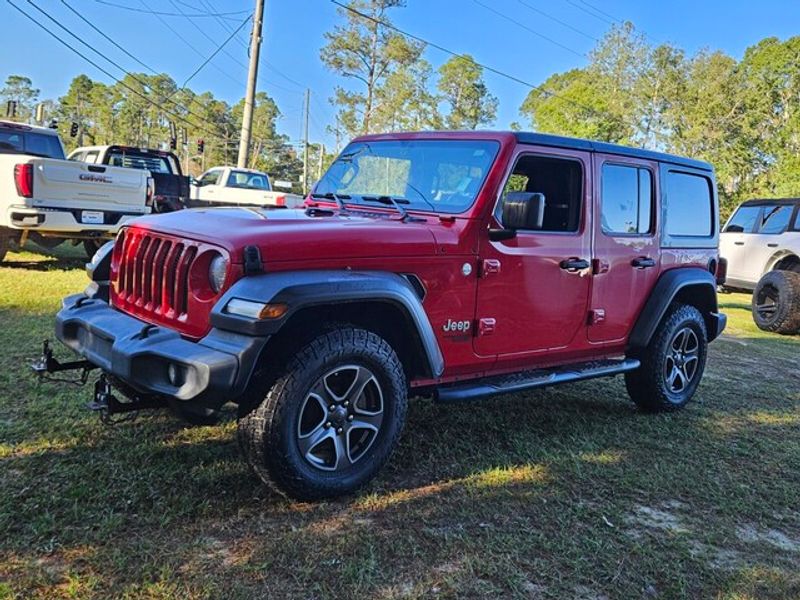 2019 Jeep Wrangler Unlimited Sport S photo 3
