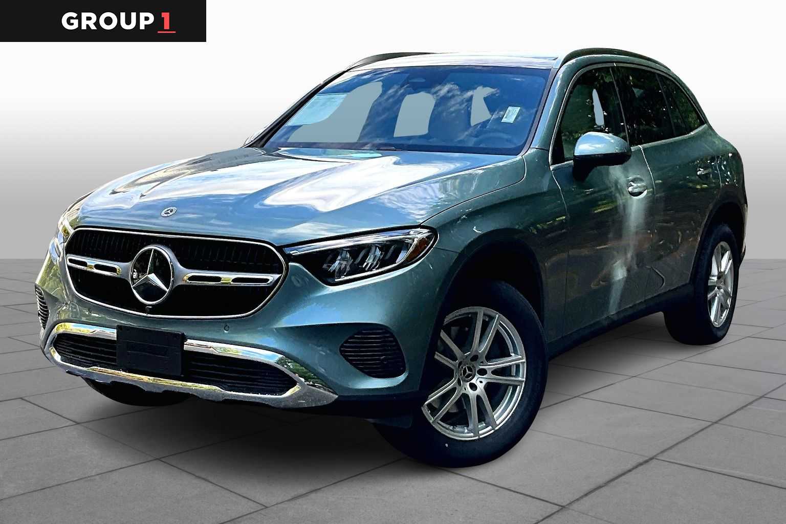 2026 Mercedes-Benz GLC Base's photo