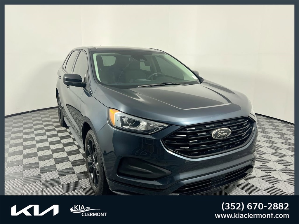 2022 Ford Edge SE's photo