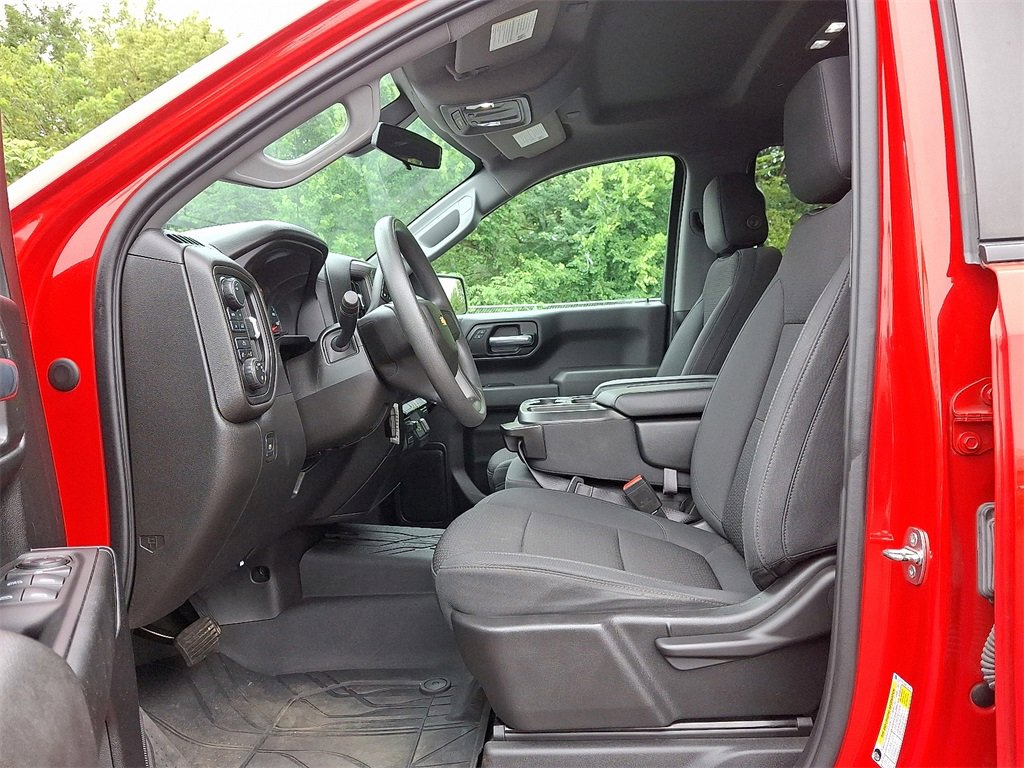 2021 Chevrolet Silverado 1500 Custom photo 14