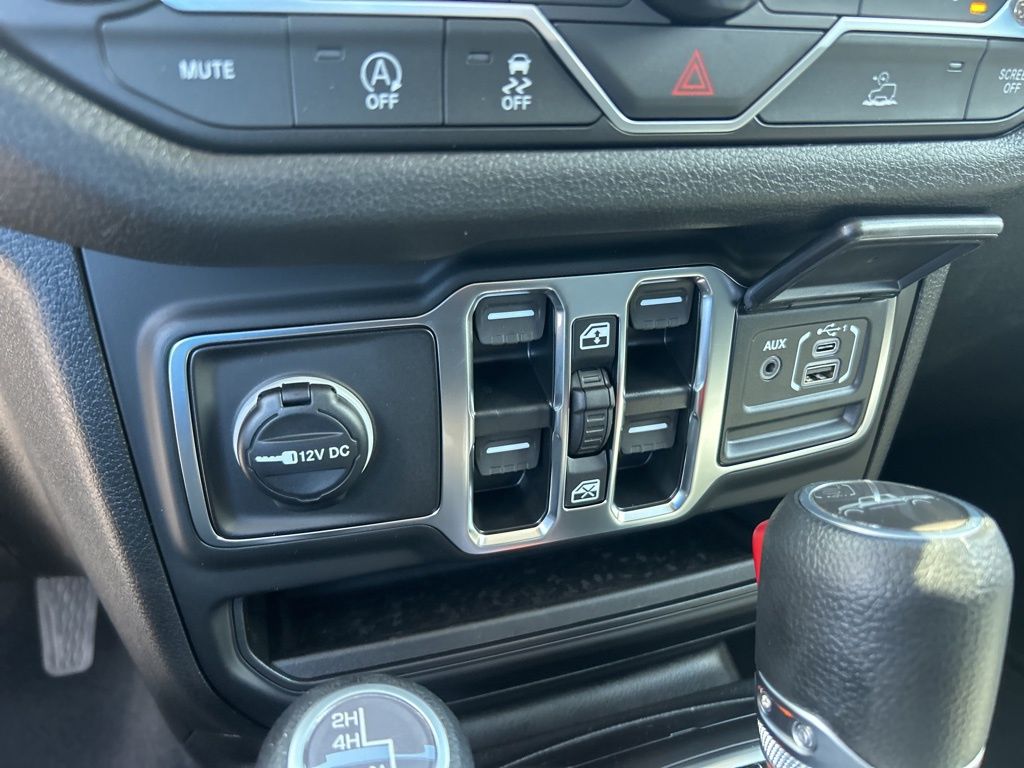 2025 Jeep Gladiator Sport photo 34