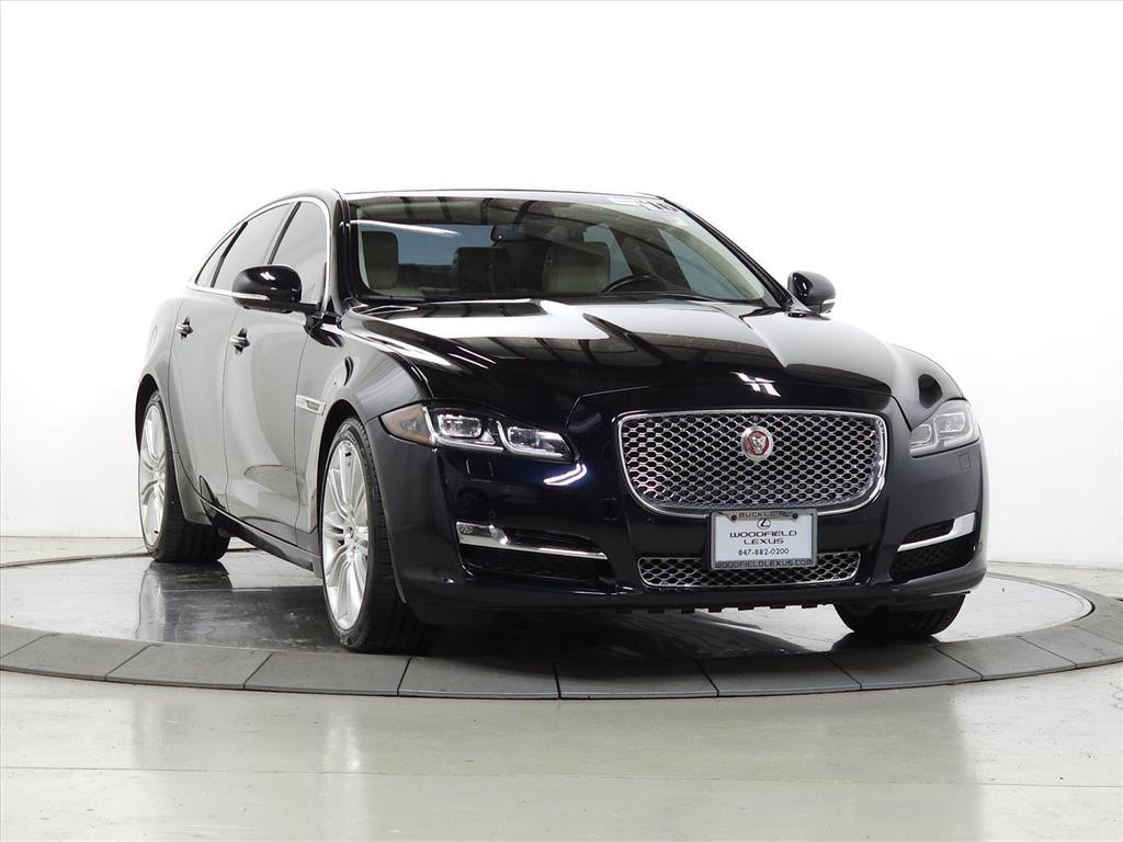 2016 Jaguar XJ Portfolio's photo