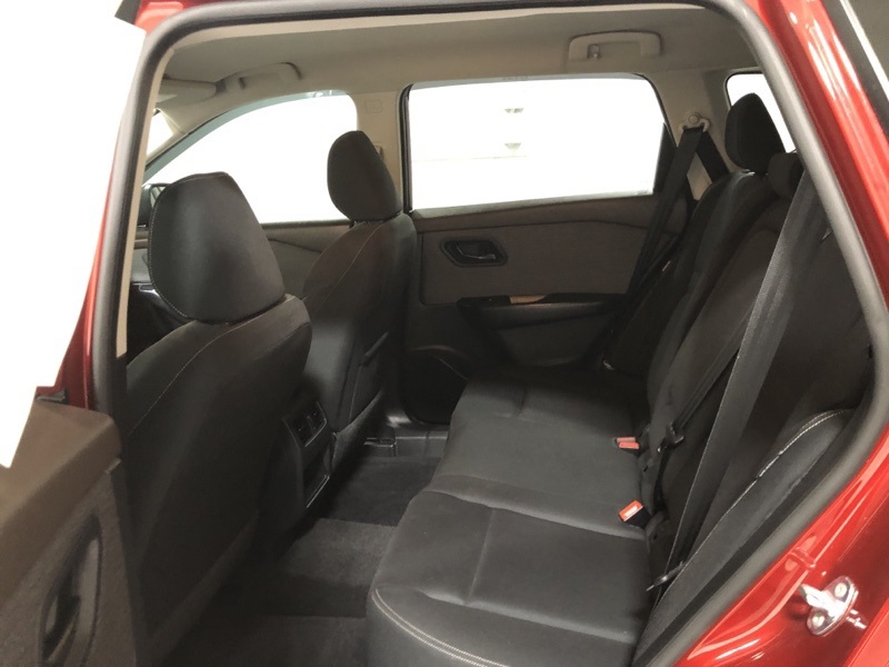 2023 Nissan Rogue S photo 14