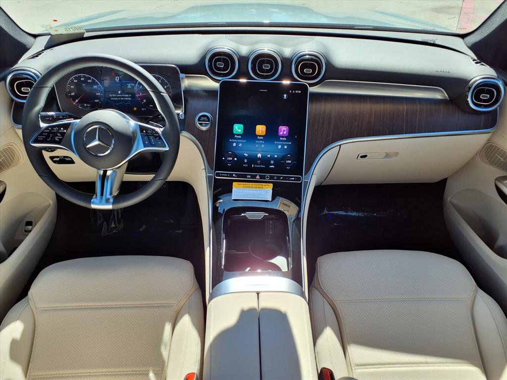 2026 Mercedes Benz GLC 300 photo 4