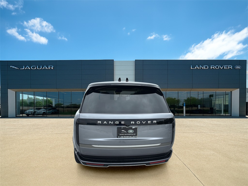 2025 Land Rover Range Rover SE photo 6