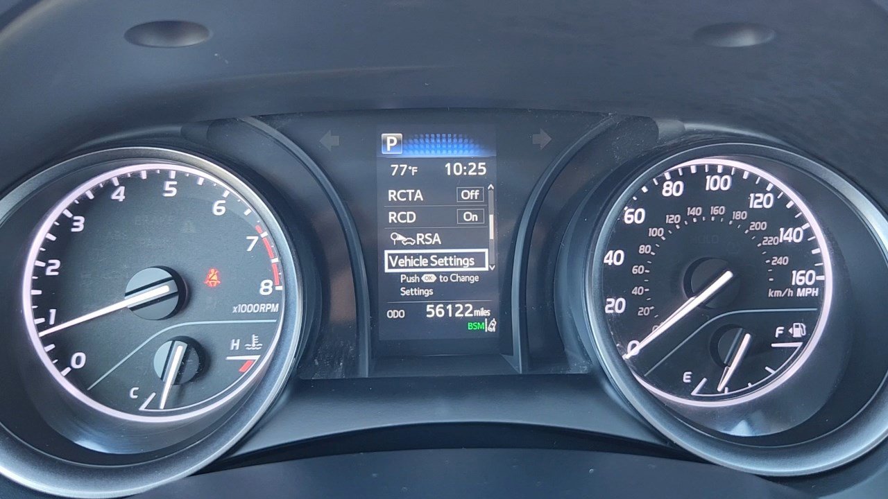 2024 Toyota Camry SE photo 10