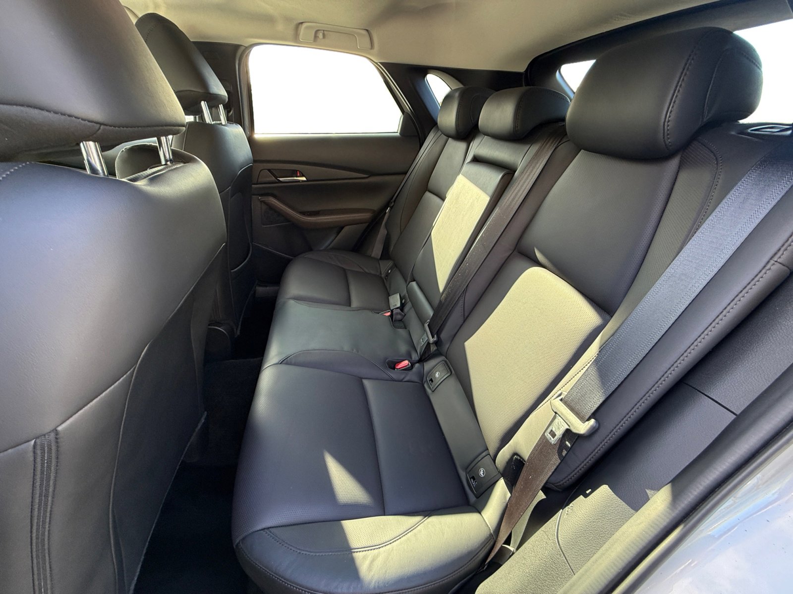 2023 Mazda CX-30 2.5 S Premium photo 16