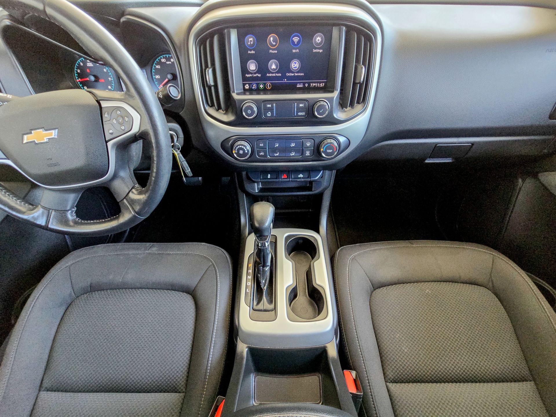 2022 Chevrolet Colorado LT photo 13
