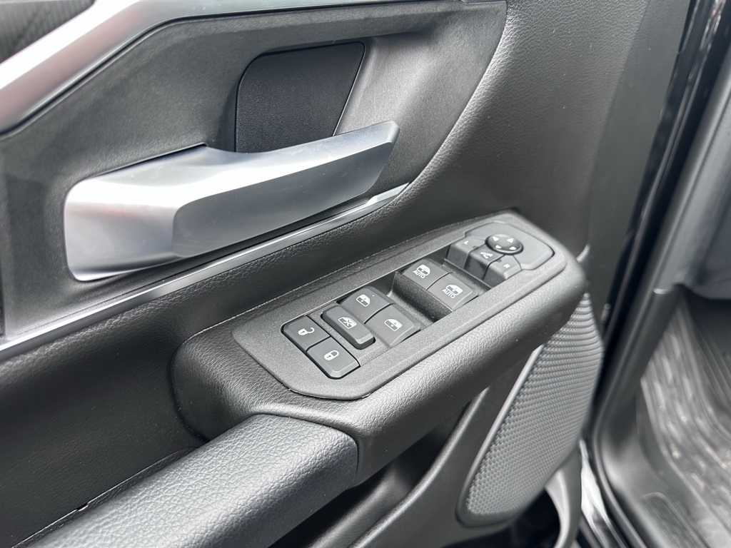 2025 Ram 1500 Big Horn Lone Star photo 4