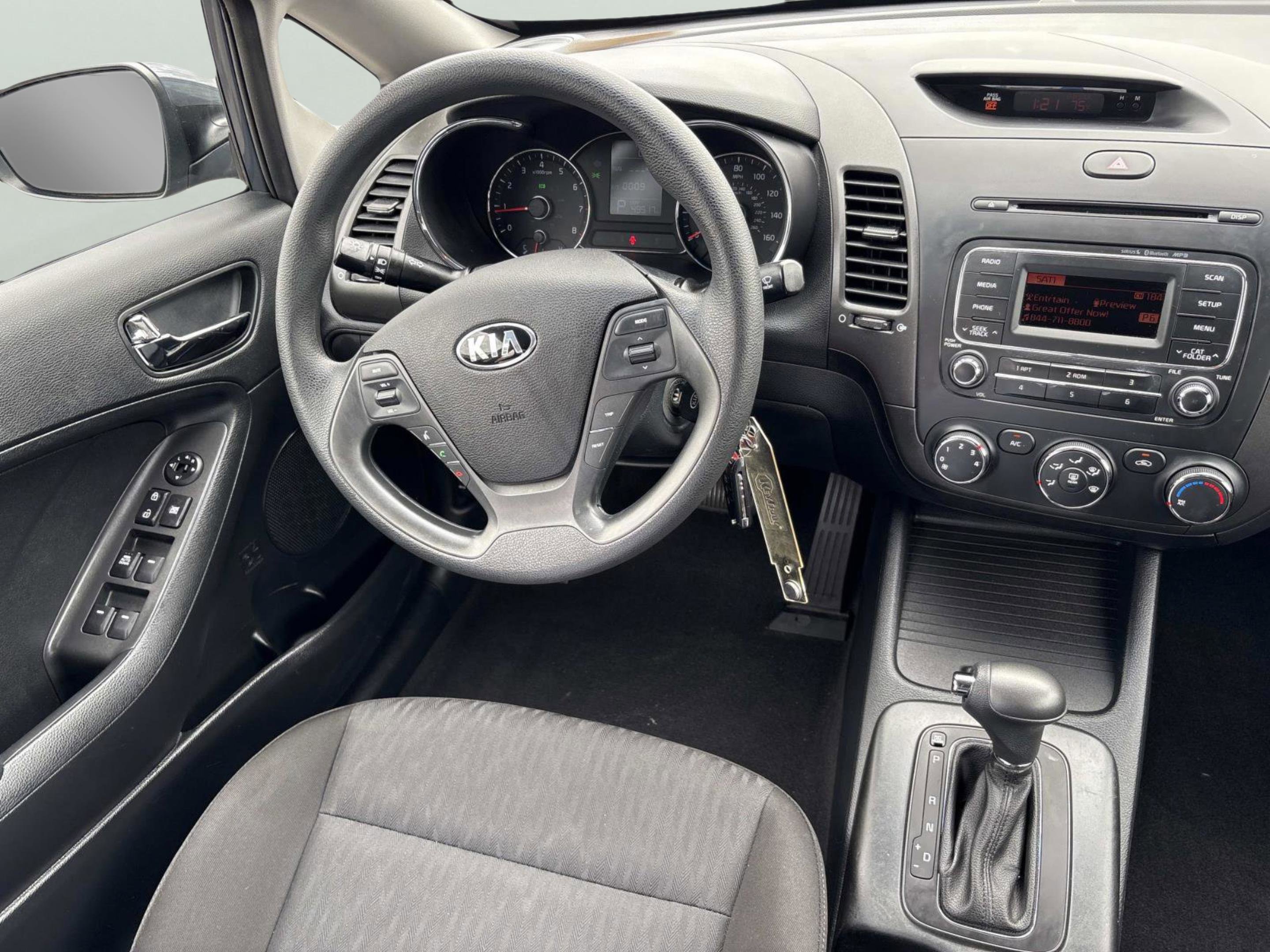2016 Kia Forte LX photo 10