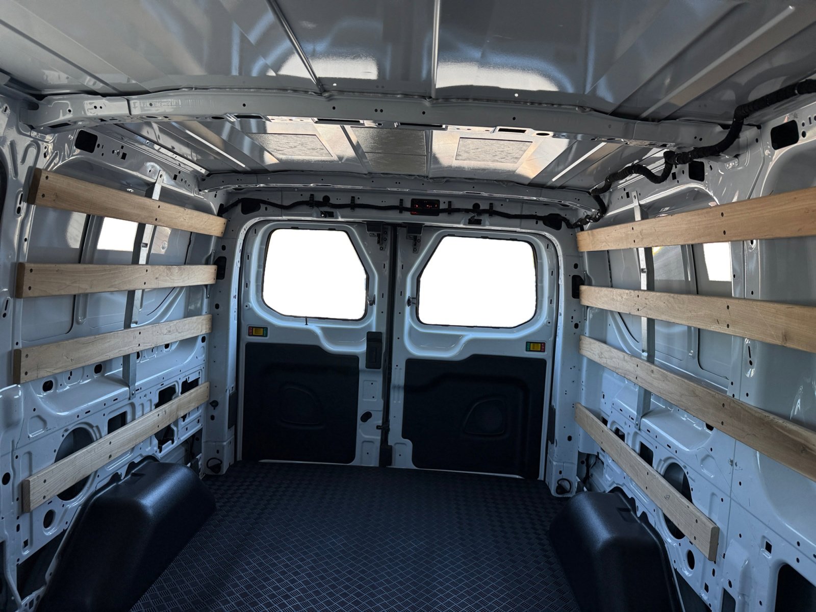 2024 Ford Transit photo 13