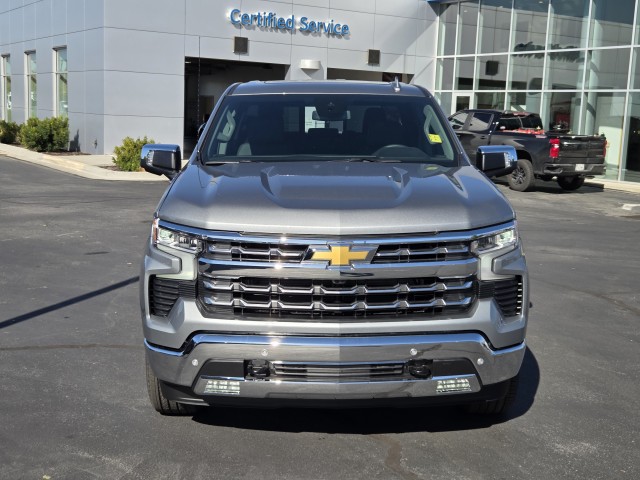 2026 Chevrolet Silverado 1500 LTZ photo 2