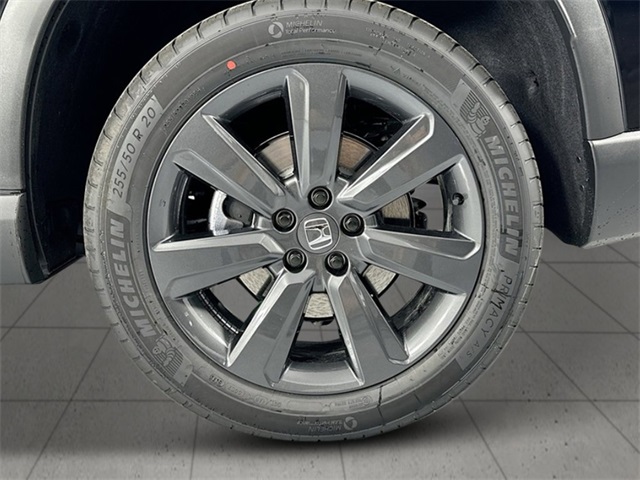 2025 Honda Pilot Sport photo 8