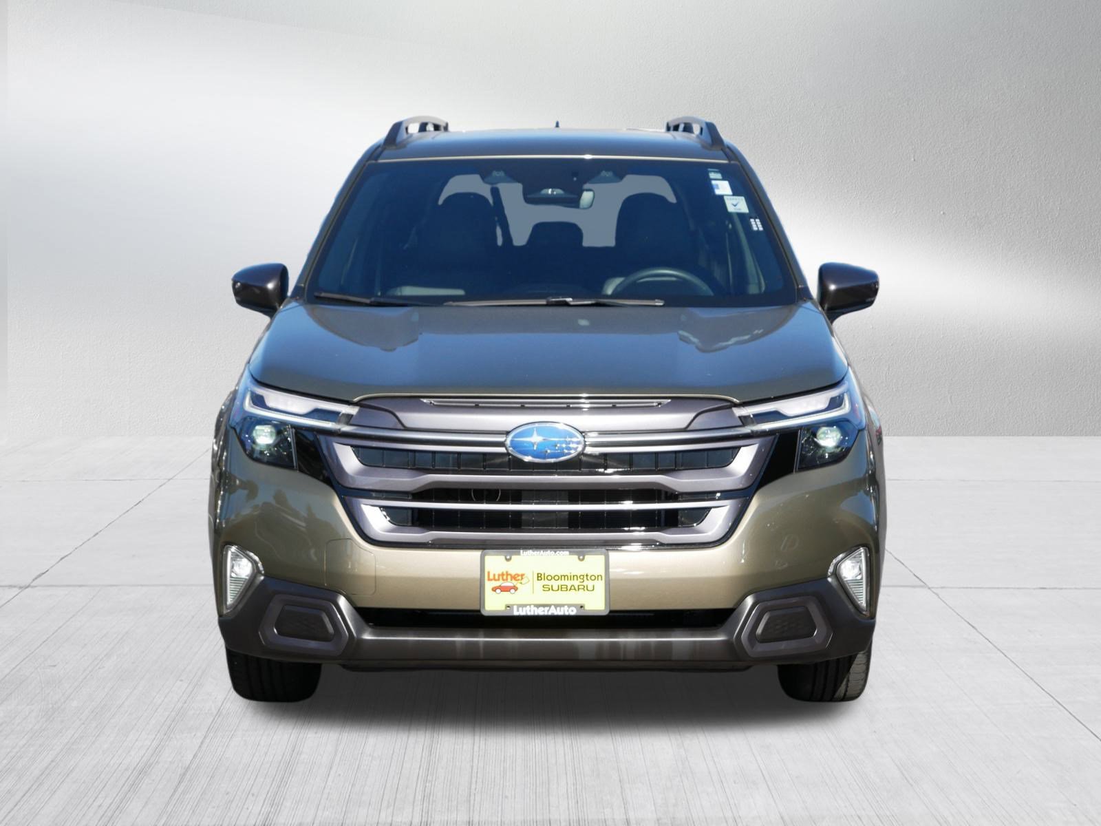 2025 Subaru Forester Limited photo 2