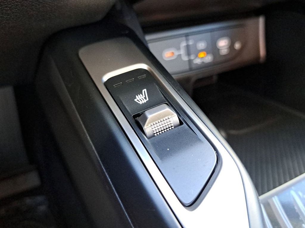 2025 Kia Sorento Hybrid EX photo 22