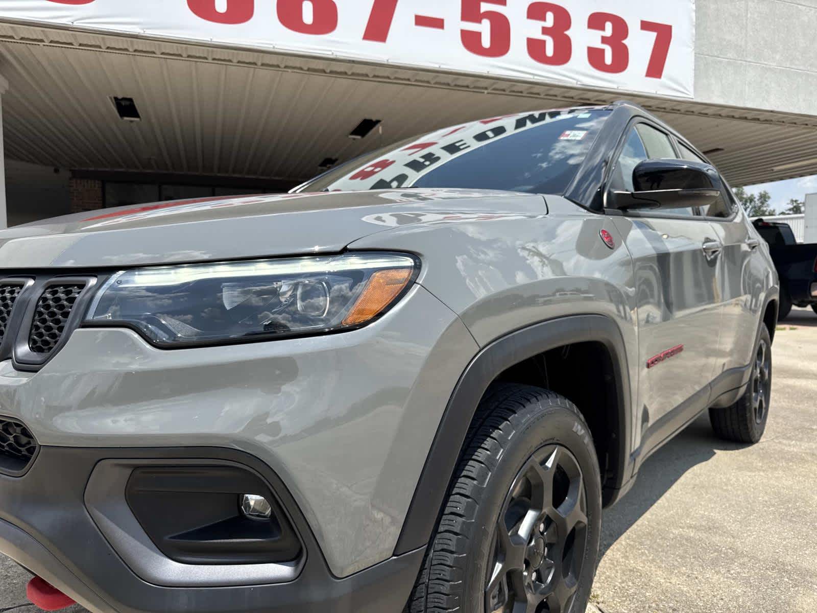 2023 Jeep Compass Trailhawk photo 2
