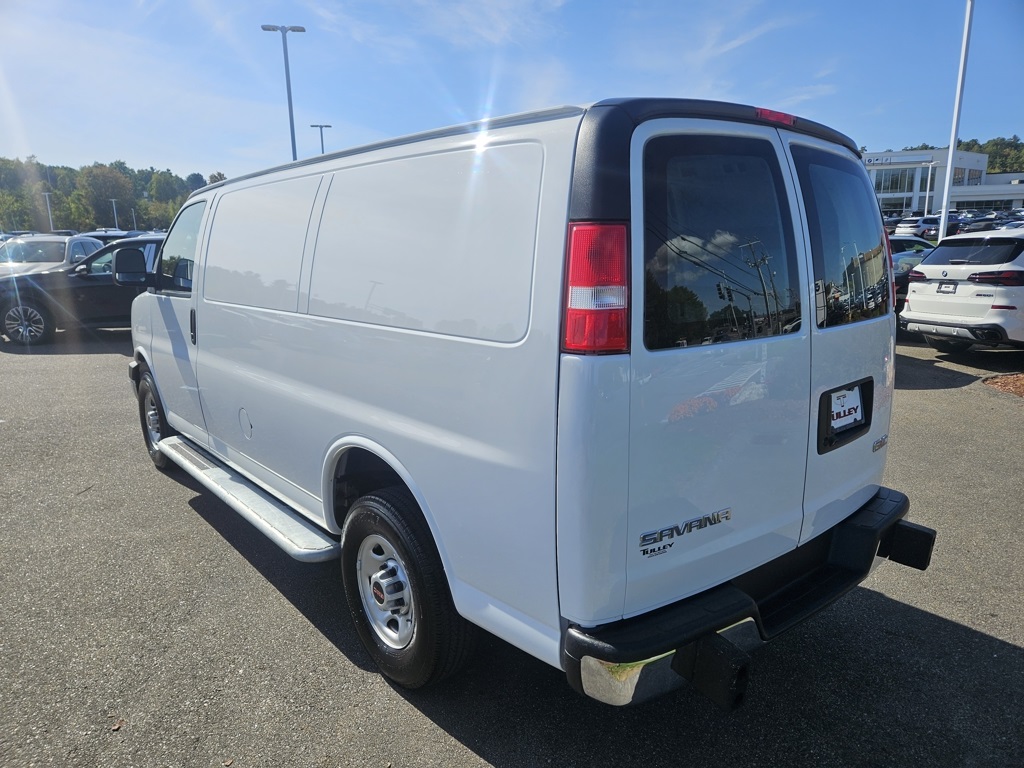 2024 Gmc Savana 2500 Cargo photo 3