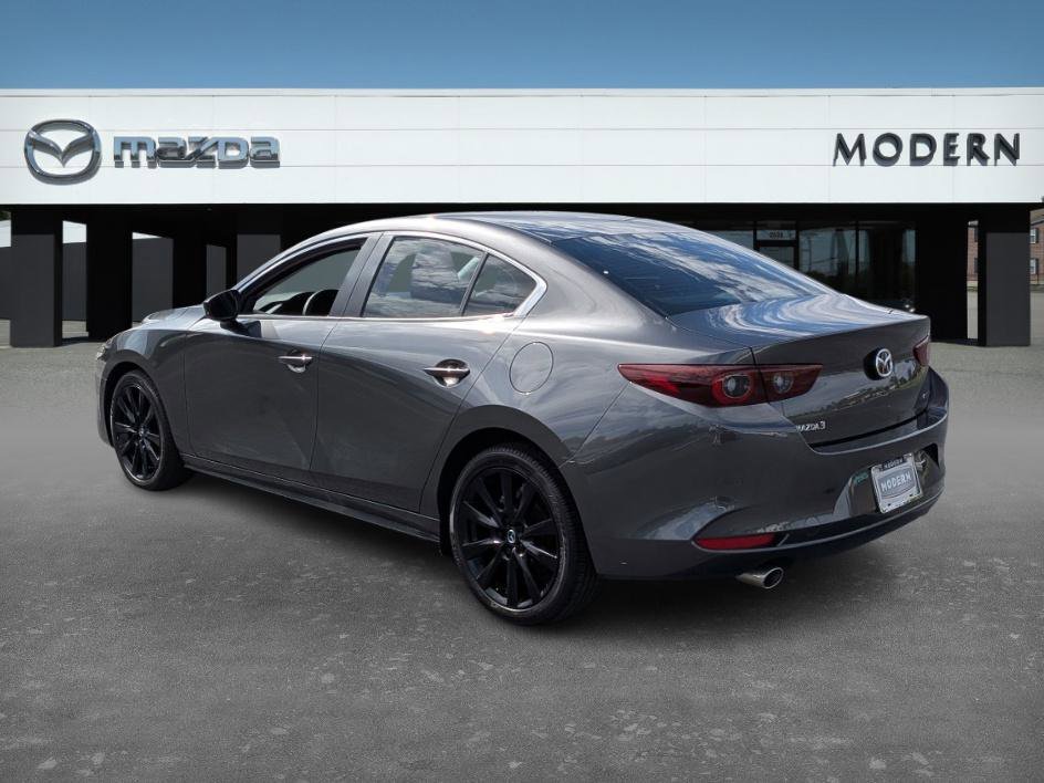 2025 Mazda Mazda3 2.5 Select Sport photo 3