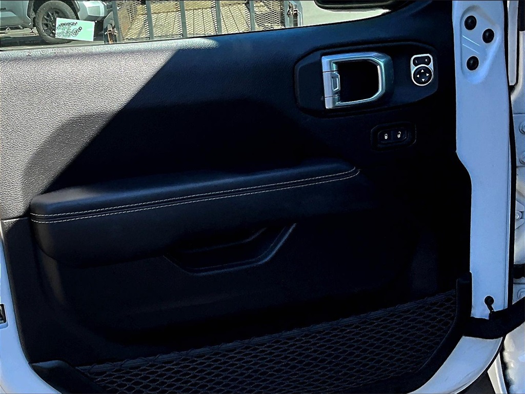 2021 Jeep Wrangler Unlimited Rubicon photo 9