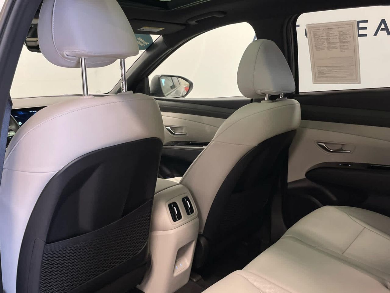 2025 Hyundai Tucson Limited photo 21