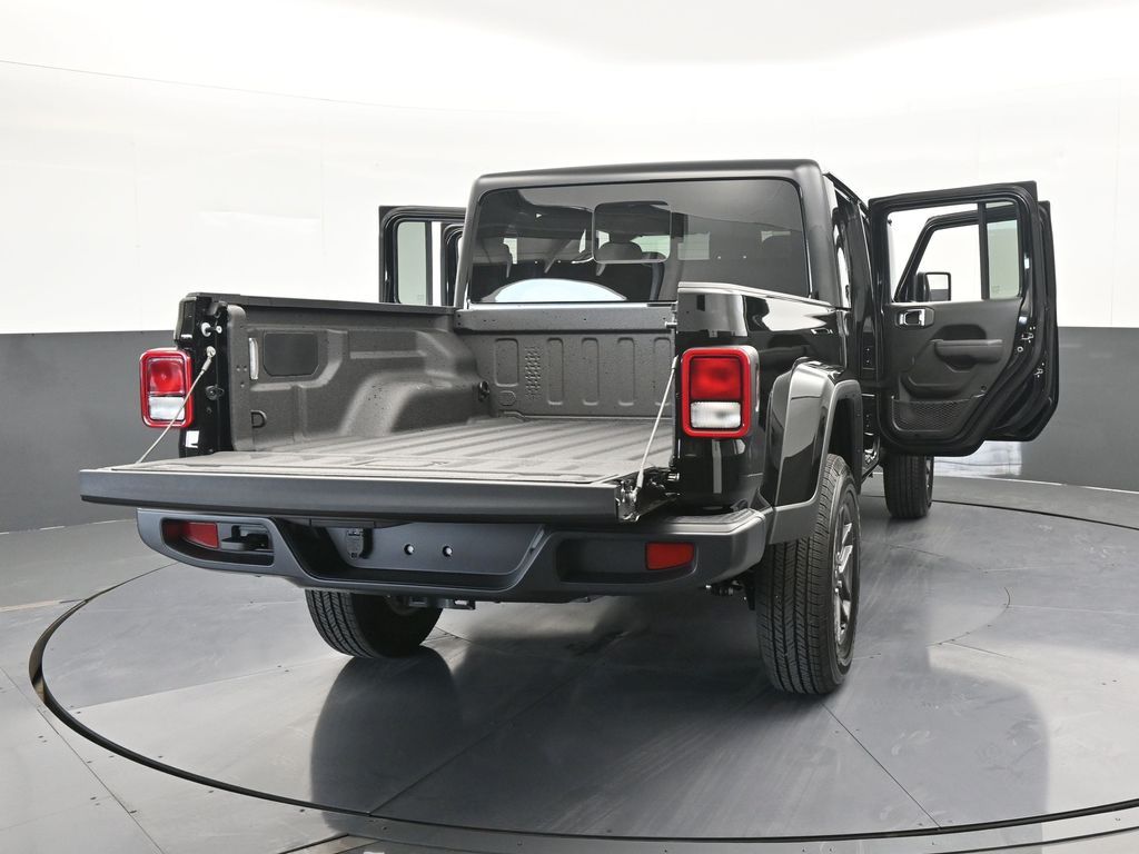 2025 Jeep Gladiator Sport S photo 64