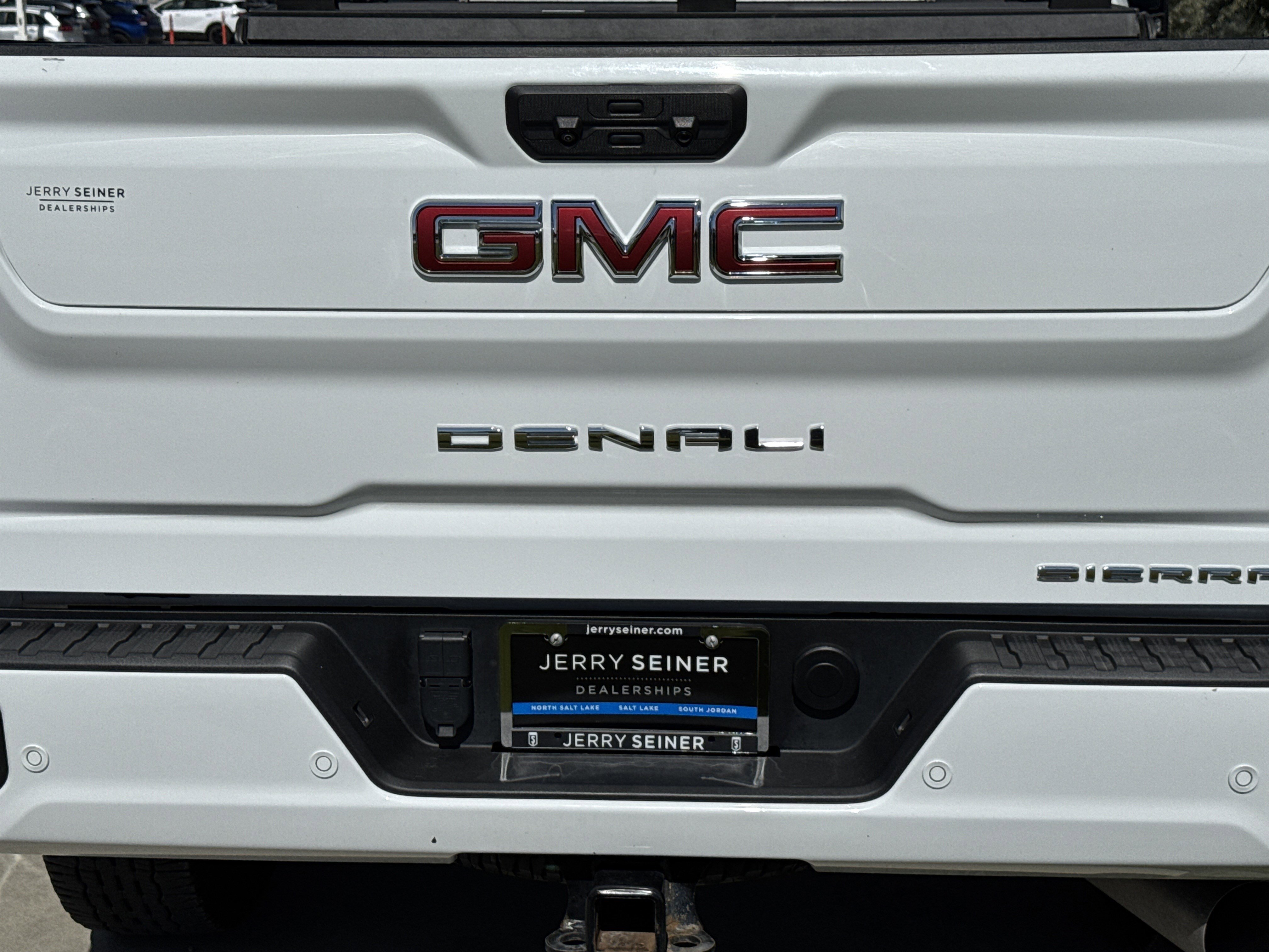 2023 Gmc Sierra 3500 HD Denali photo 3