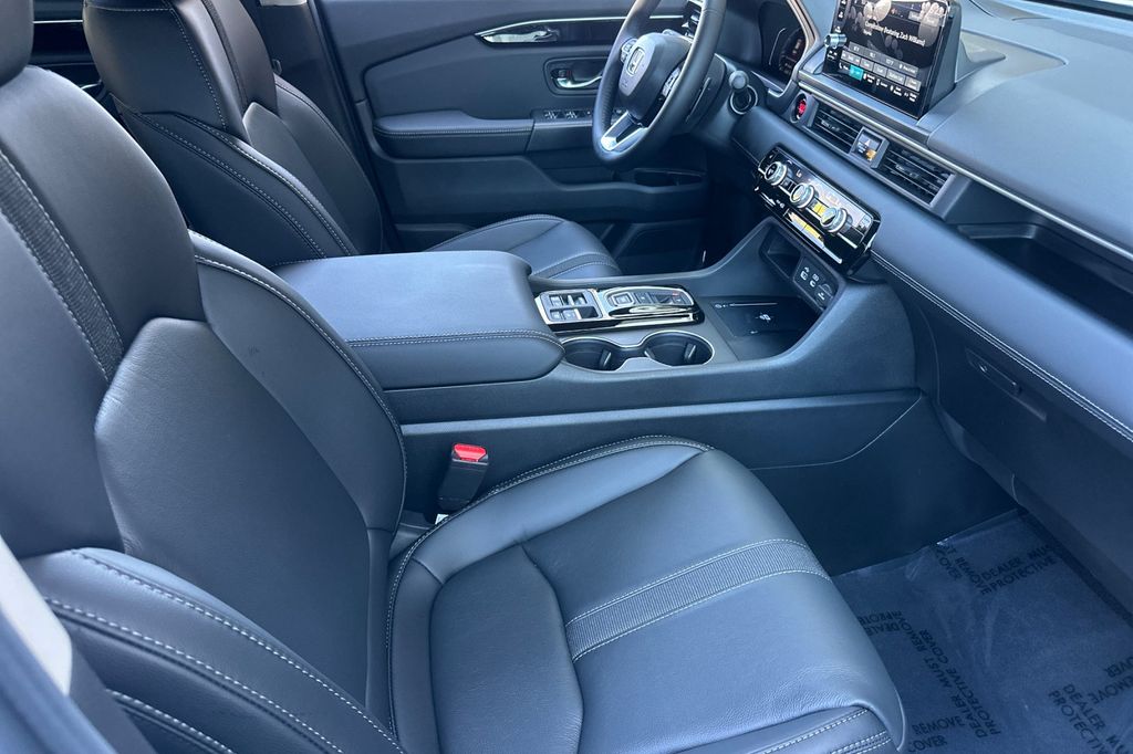 2025 Honda Pilot EX-L photo 18