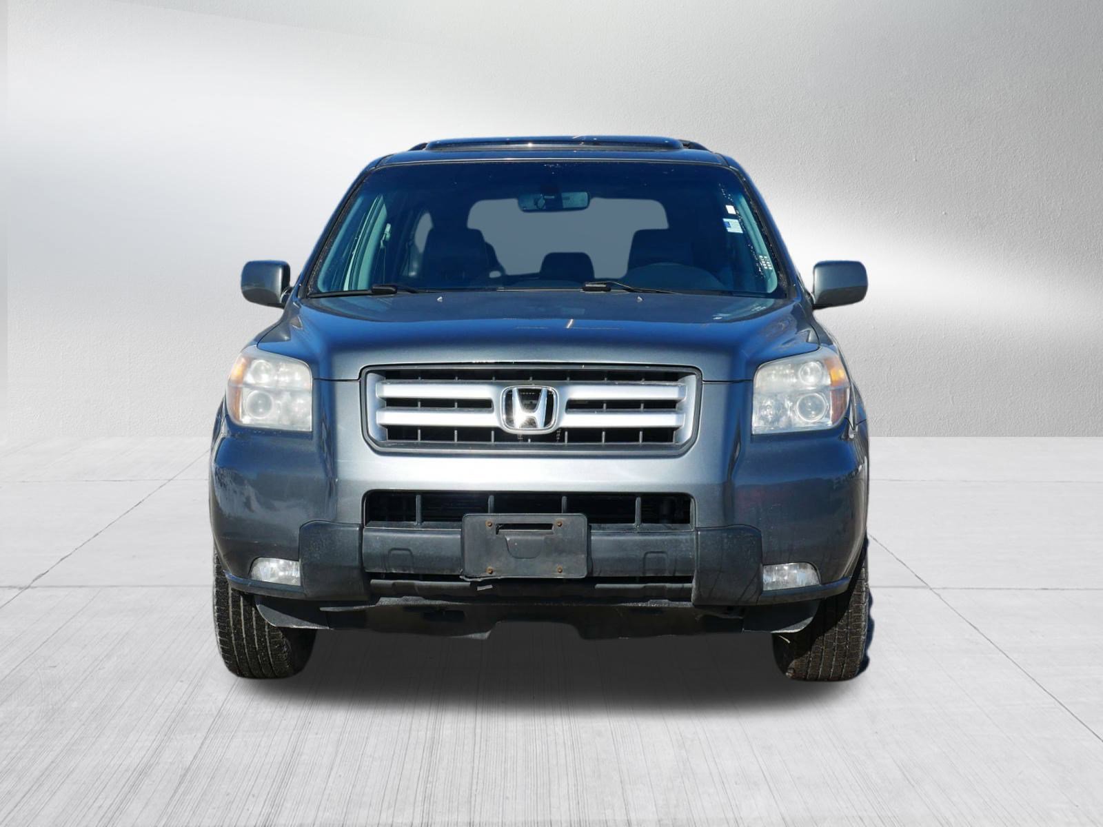 Used 2007 Honda Pilot EX with VIN 5FNYF18597B005412 for sale in Vadnais Heights, Minnesota