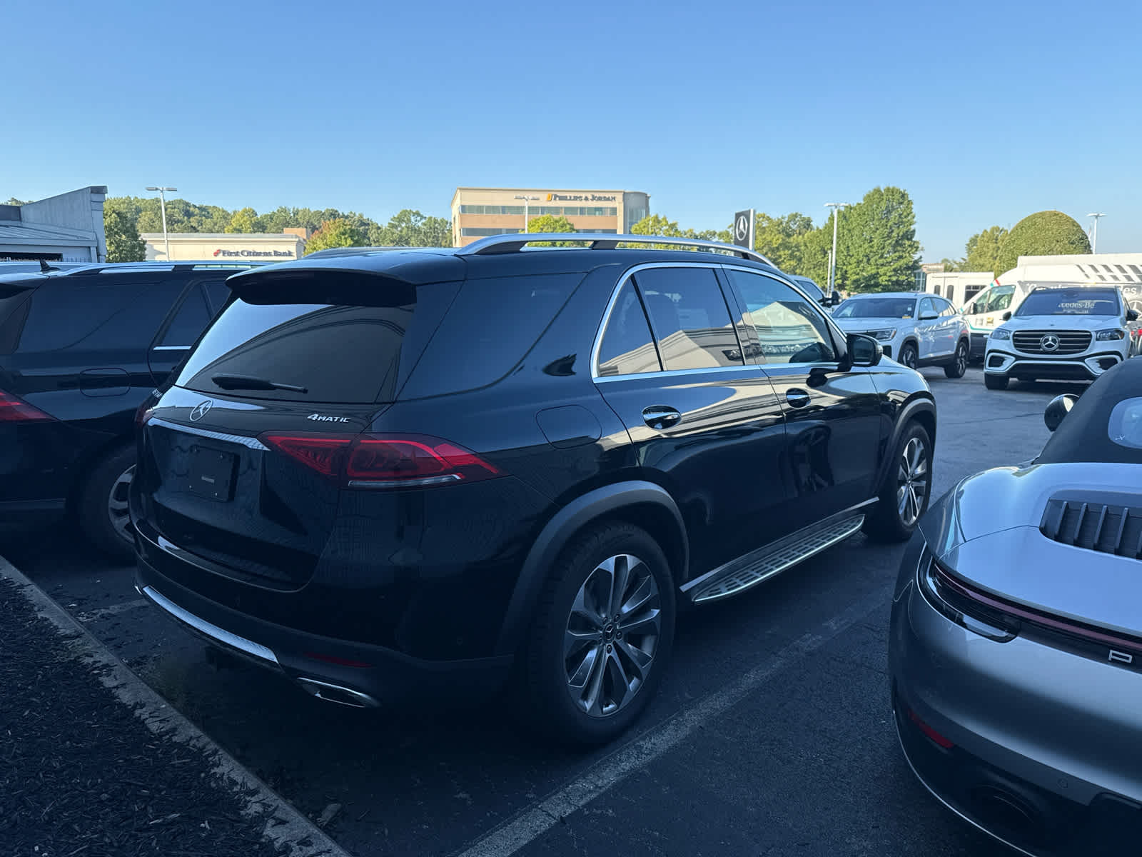 2020 Mercedes Benz GLE 350 4MATIC photo 4