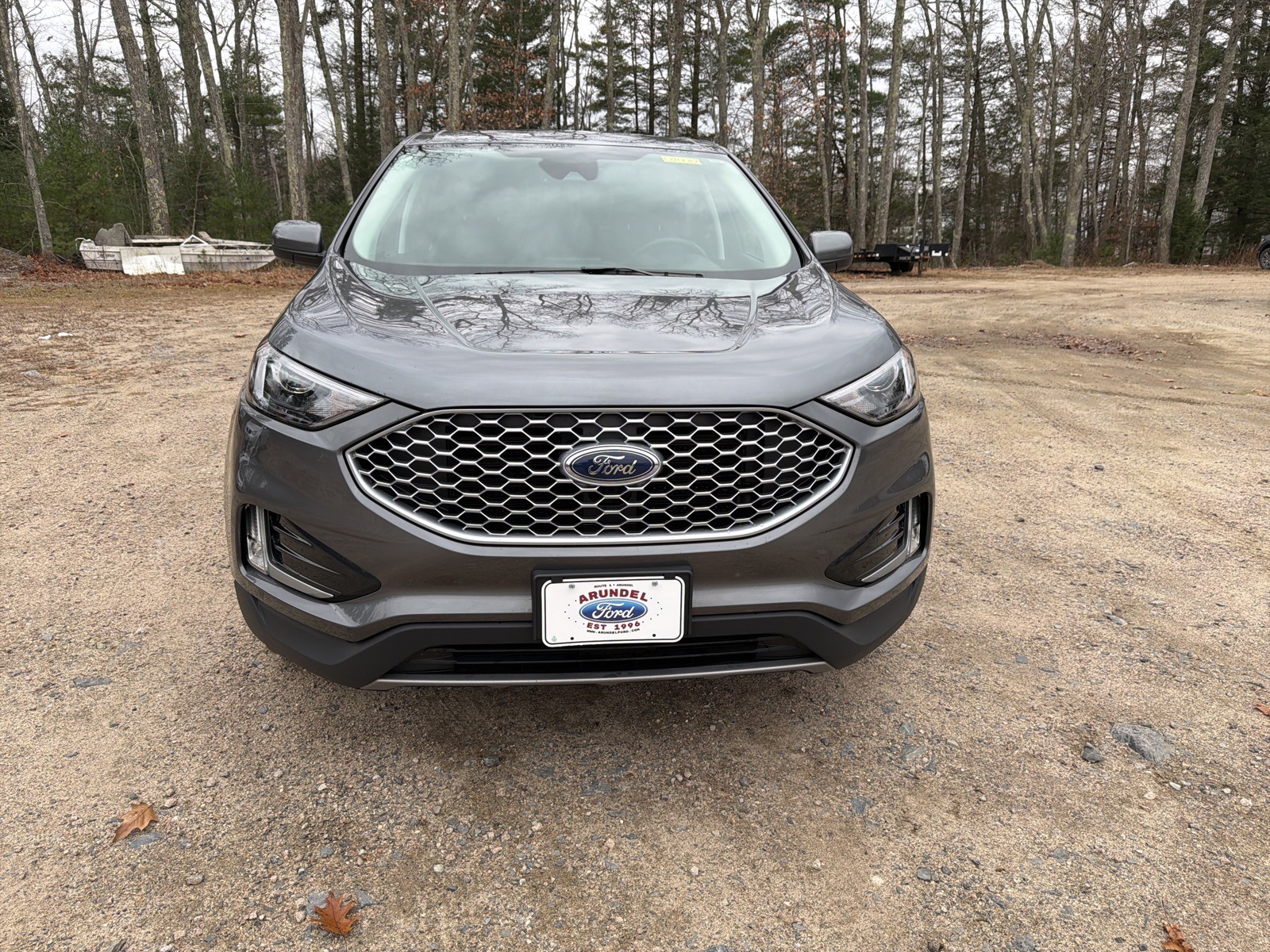 2024 Ford Edge SEL photo 2