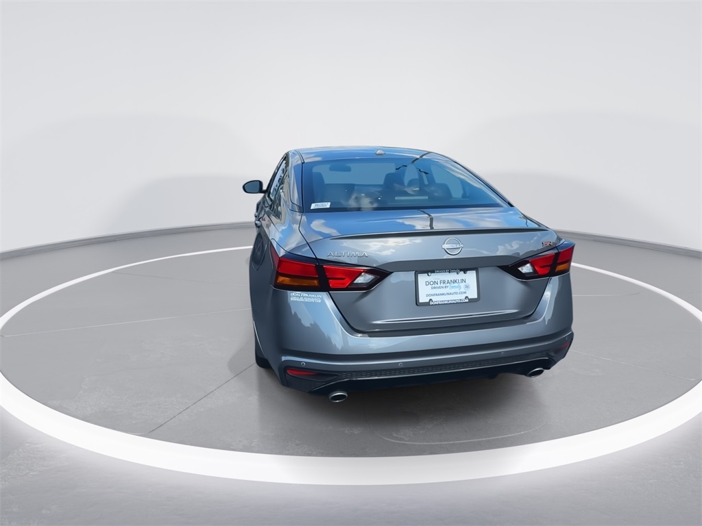 2024 Nissan Altima 2.5 SR photo 7