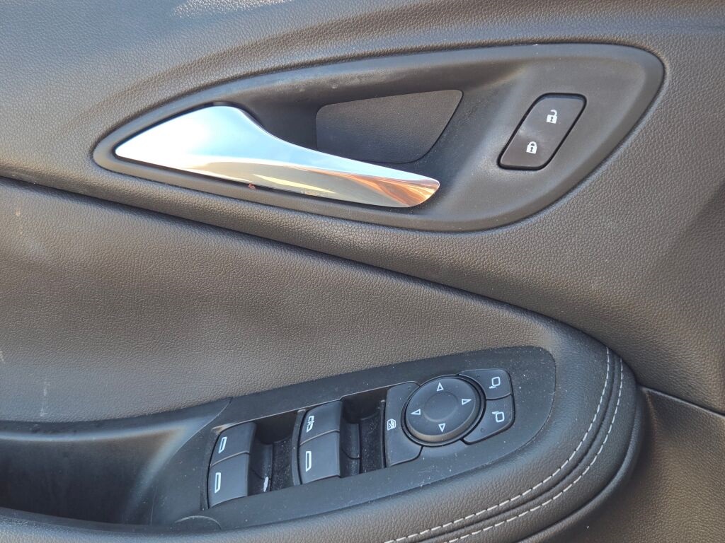 2022 Buick Encore GX Preferred photo 7