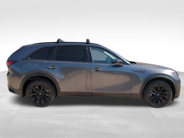 2025 Mazda CX-90 Premium photo 4